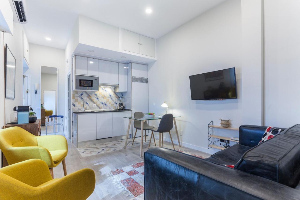 Apartamento Gran Via En Madryt Zewnętrze zdjęcie