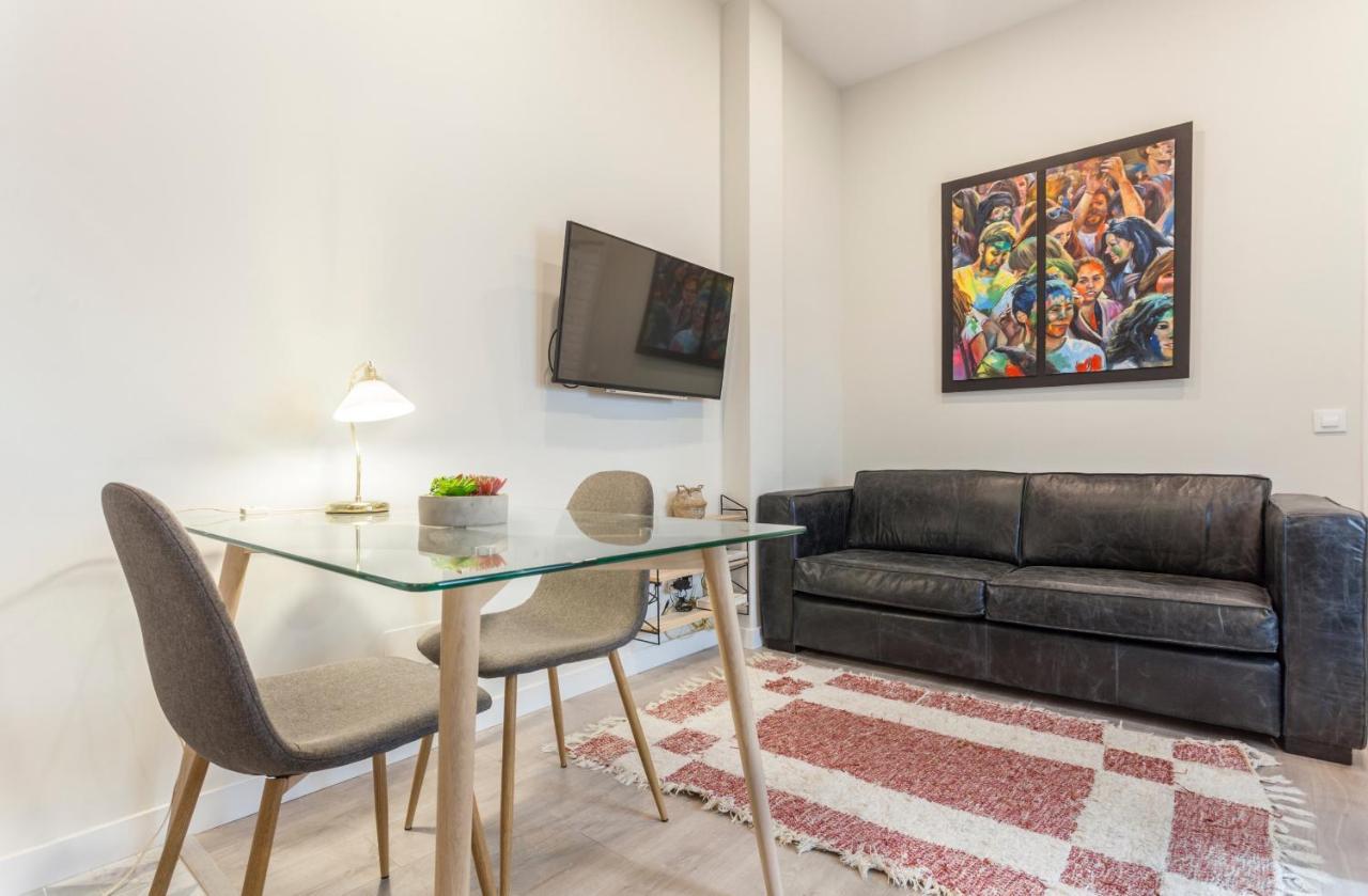 Apartamento Gran Via En Madryt Zewnętrze zdjęcie
