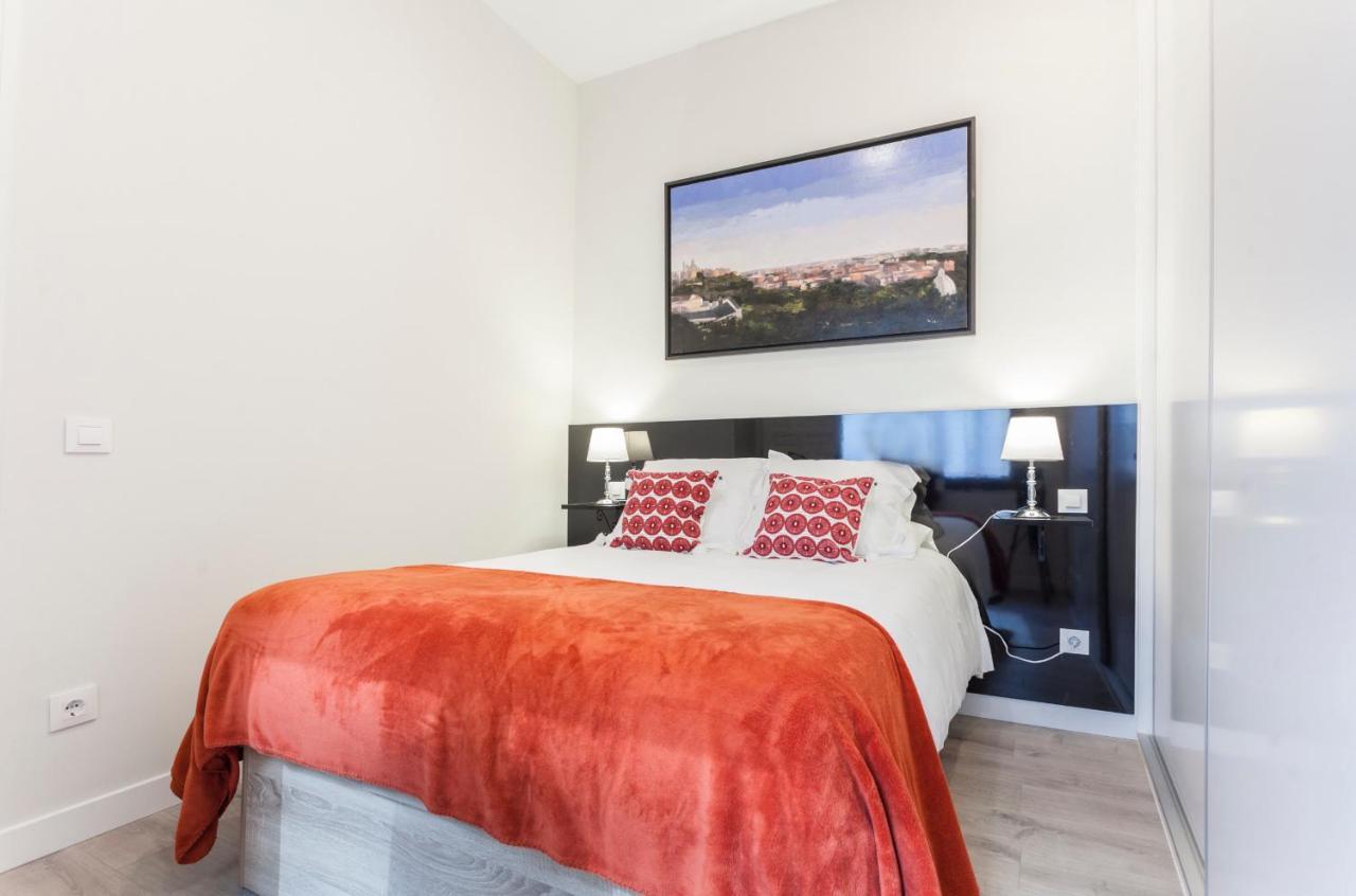 Apartamento Gran Via En Madryt Zewnętrze zdjęcie